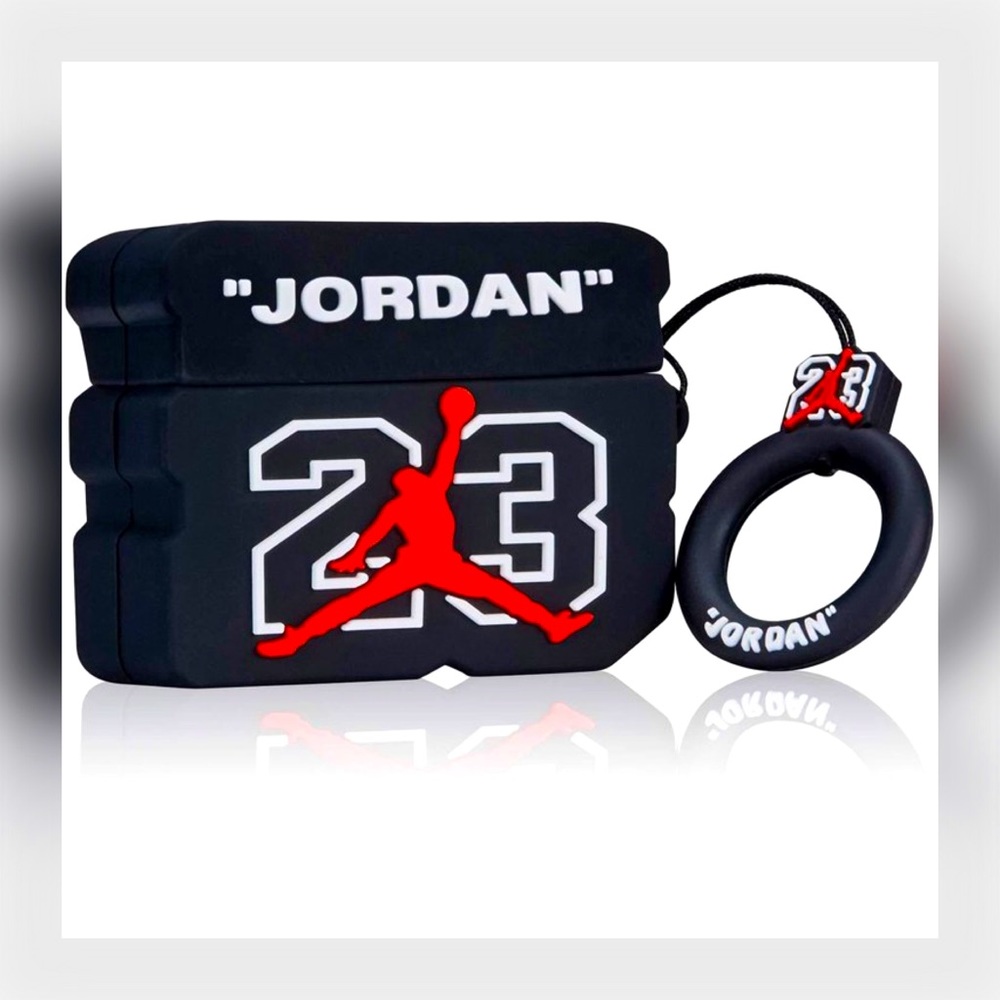 AIRPOD PRO SILICONE PROTECTIVE CASE W/KEYRING